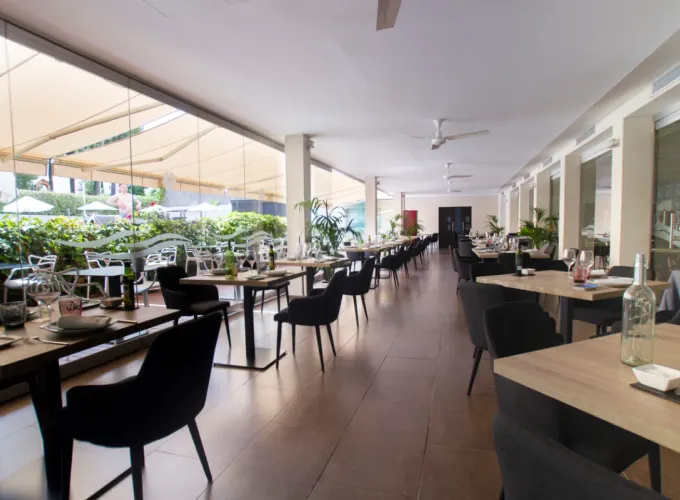 Restaurante “La Pérgola” Hotel Ibersol Antemare Sitges Restaurante “La Pérgola” Hotel Ibersol Antemare Sitges