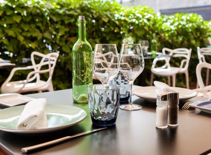 “La Pérgola” Restaurant Ibersol Antemare Hotel Sitges “La Pérgola” Restaurant Ibersol Antemare Hotel Sitges