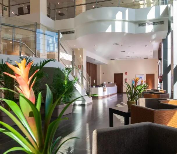 Reception and baggage storage Ibersol Atrio del Mar Hotel Los Alcázares Reception and baggage storage Ibersol Atrio del Mar Hotel Los Alcázares