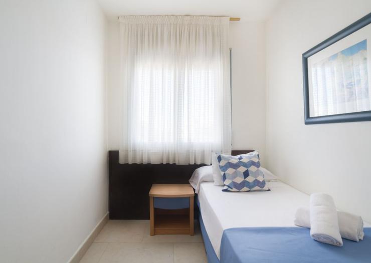 Three-bedroom apartment Apartments Ibersol Spa Aqquaria Salou Three-bedroom apartment Apartments Ibersol Spa Aqquaria Salou