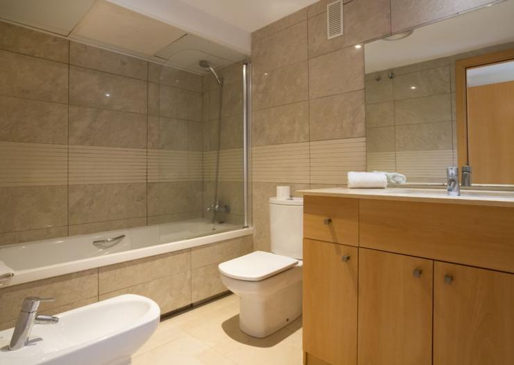 Three-bedroom apartment Apartments Ibersol Spa Aqquaria Salou Three-bedroom apartment Apartments Ibersol Spa Aqquaria Salou