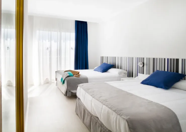 Habitación familiar Hotel Ibersol Sorra d’Or Malgrat de Mar Habitación familiar Hotel Ibersol Sorra d’Or Malgrat de Mar