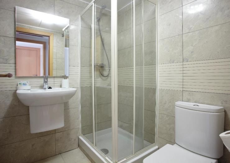 Apartment with 3 bedrooms and pool view Apartments Ibersol Spa Aqquaria Suites Salou Apartment with 3 bedrooms and pool view Apartments Ibersol Spa Aqquaria Suites Salou