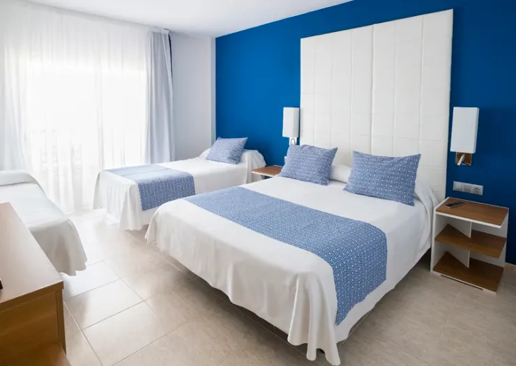 Chambre quadruple avec vue sur la mer Hôtel Ibersol Torremolinos Beach Chambre quadruple avec vue sur la mer Hôtel Ibersol Torremolinos Beach