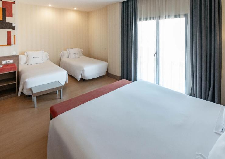 Habitació familiar Hotel Ibersol Atrio del Mar Los Alcázares Habitació familiar Hotel Ibersol Atrio del Mar Los Alcázares