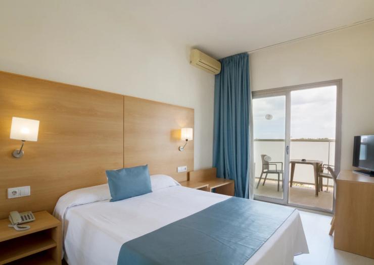 Standard double Ibersol Playa Dorada Hotel El Vendrell Standard double Ibersol Playa Dorada Hotel El Vendrell