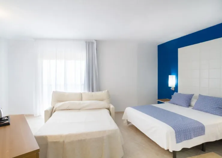 Chambre quadruple avec vue sur la mer Hôtel Ibersol Torremolinos Beach Chambre quadruple avec vue sur la mer Hôtel Ibersol Torremolinos Beach