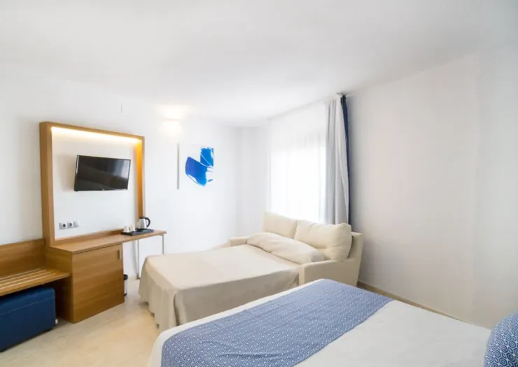 Chambre quadruple avec vue sur la mer Hôtel Ibersol Torremolinos Beach Chambre quadruple avec vue sur la mer Hôtel Ibersol Torremolinos Beach