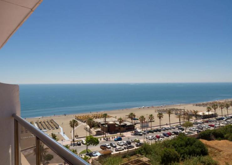 Quadruple room with sea view Ibersol Torremolinos Beach Hotel Quadruple room with sea view Ibersol Torremolinos Beach Hotel