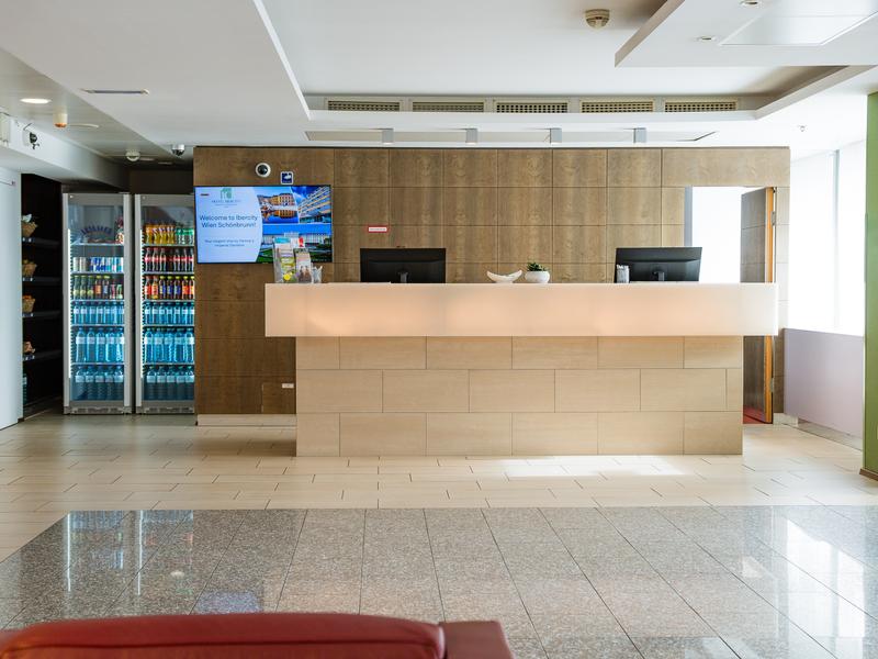Recepción Ibercity Wien Schönbrunn Viena Recepción Ibercity Wien Schönbrunn Viena