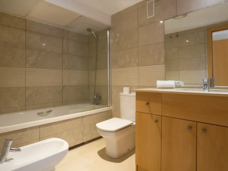Baño Apartamentos Ibersol Spa Aqquaria Salou Baño Apartamentos Ibersol Spa Aqquaria Salou