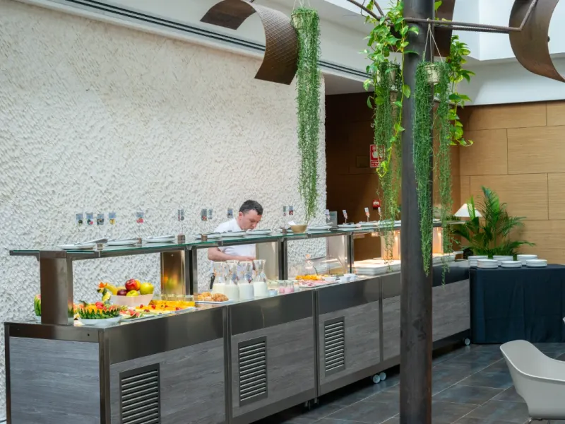 Esmorzar bufet Hotel Ibersol Atrio del Mar Los Alcázares Esmorzar bufet Hotel Ibersol Atrio del Mar Los Alcázares