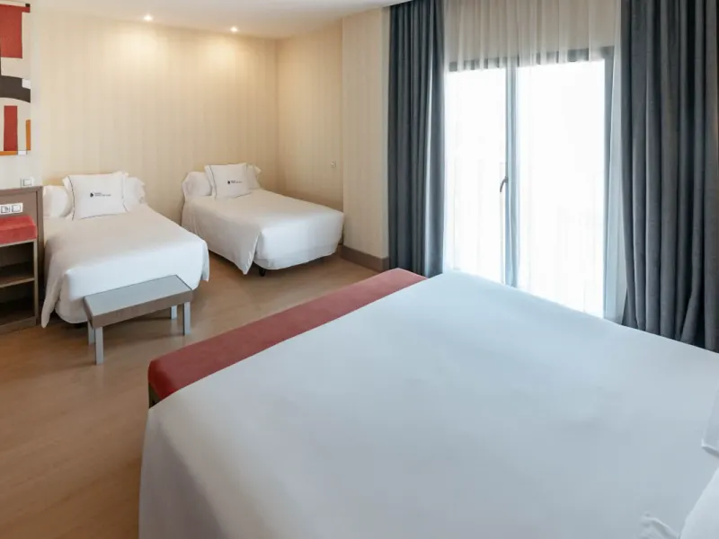 Habitació familiar Hotel Ibersol Atrio del Mar Los Alcázares Habitació familiar Hotel Ibersol Atrio del Mar Los Alcázares