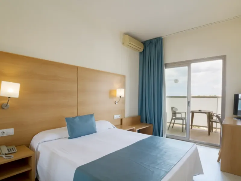 Standard double room Ibersol Playa Dorada Hotel El Vendrell Standard double room Ibersol Playa Dorada Hotel El Vendrell