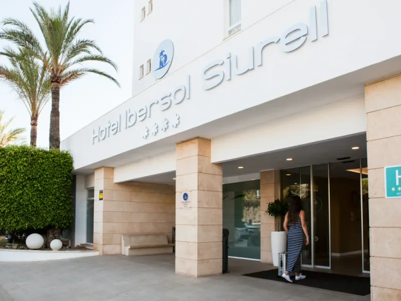 Entrada Hotel Ibersol Siurell Sa Coma Entrada Hotel Ibersol Siurell Sa Coma