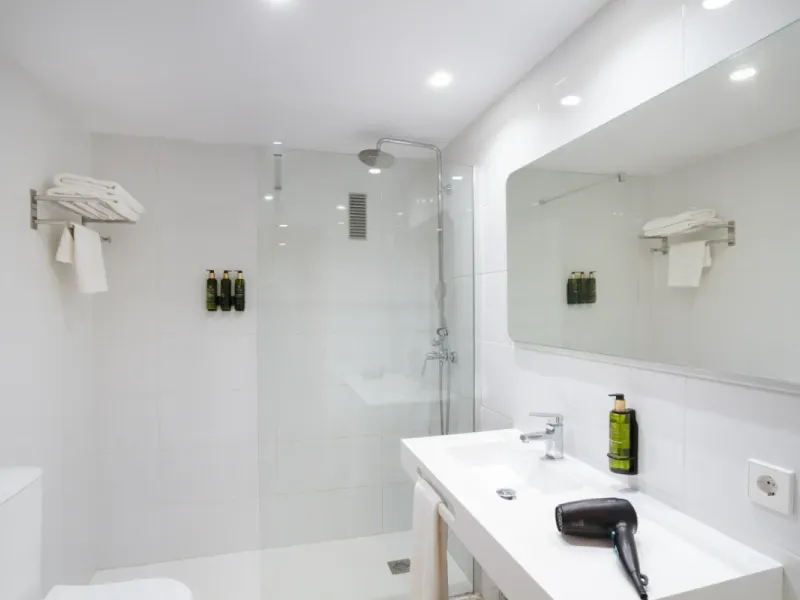 Baño Hotel Ibersol Siurell Sa Coma Baño Hotel Ibersol Siurell Sa Coma